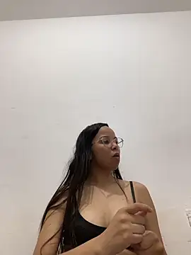 Snapshot of Bab_Angel chatting on November 9, 2025, 11:42 pm Bab Angel online show from November 9, 2025, 11:42 pm