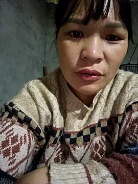 chipu06 online show from November 2, 2025, 1:32 am