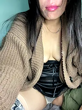 Winny-sexy online show from November 28, 2025, 1:50 am