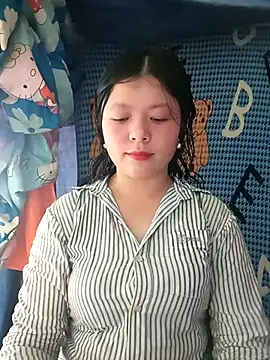 lisa-bae00 online show from March 27, 2026, 9:10 am