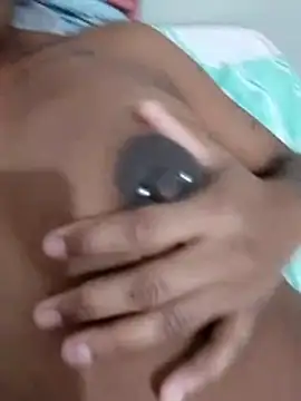 Jennyy31 online show from November 18, 2025, 9:45 am