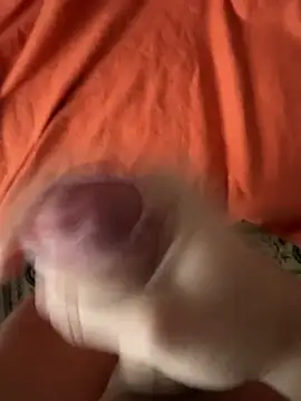 iCum uCum online show from February 6, 2026, 7:48 am