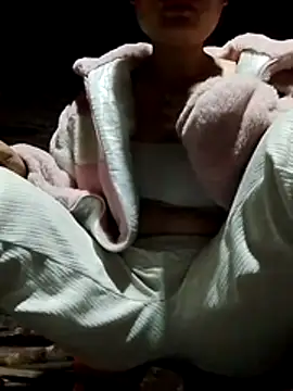  LAN  online show from March 13, 2026, 10:15 pm