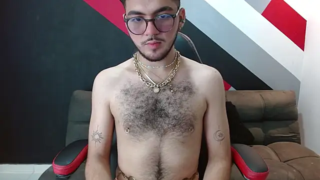 Zac Golden online show from November 15, 2025, 2:59 am