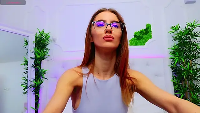 ElisaCharm online show from November 13, 2025, 5:11 am