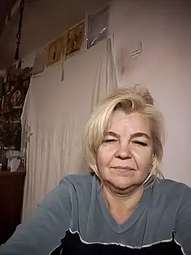 Snapshot of TiaBeauty9182 chatting on October 20, 2025, 9:26 pm TiaBeauty9182 online show from October 20, 2025, 9:26 pm
