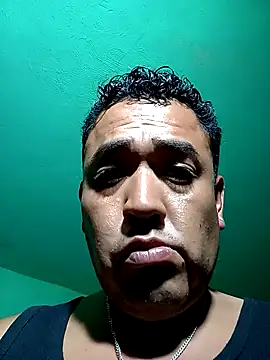 427ferchito online show from November 3, 2025, 4:50 am