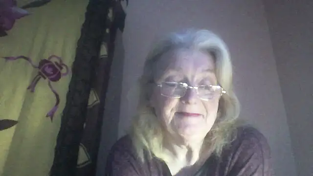 AmyLove353 online show from March 26, 2026, 4:55 am