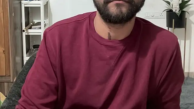 MakeMeAwareAah online show from December 5, 2025, 1:21 pm