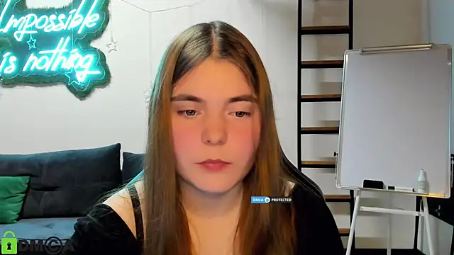 Snapshot of MiraaBloom chatting on January 5, 2026, 5:38 pm MiraaBloom online show from January 5, 2026, 5:38 pm