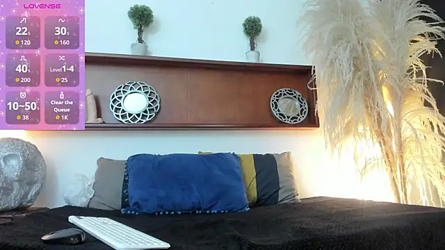 Snapshot of Valu_bm chatting on November 8, 2025, 1:47 pm Valu bm online show from November 8, 2025, 1:47 pm