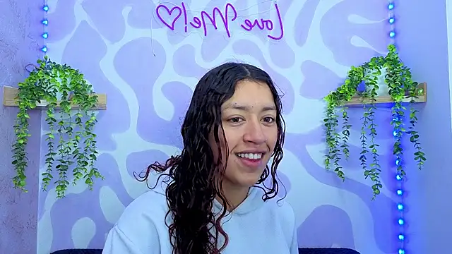mia scarlett7 online show from July 15, 2026, 12:34 pm