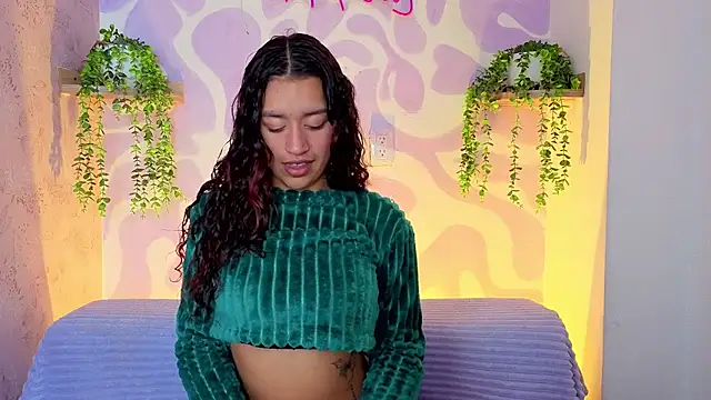 mia scarlett7 online show from July 13, 2026, 2:27 pm