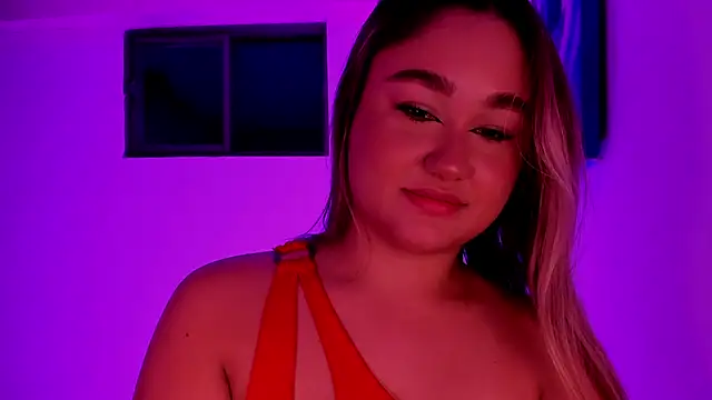 Snapshot of Soouf_ chatting on February 23, 2026, 10:43 pm Soouf online show from February 23, 2026, 10:43 pm