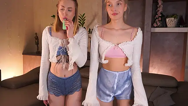 MarisLopaz online show from January 14, 2026, 3:21 am