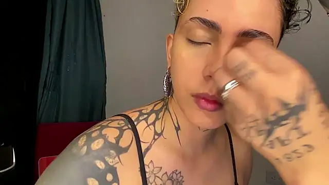 Abby Evanns1 online show from December 5, 2025, 2:10 am