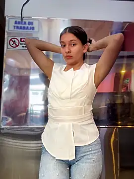 Talia Bonet online show from December 2, 2025, 2:52 pm