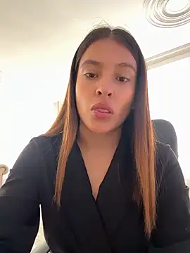 Talia Bonet online show from June 10, 2026, 1:23 pm