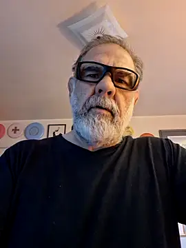 pena633 online show from May 5, 2026, 12:24 am