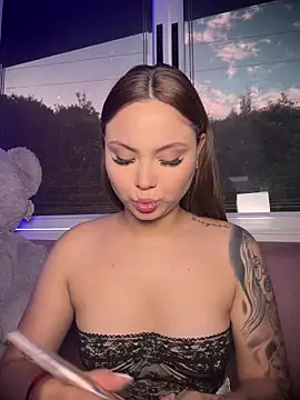 Beella1  online show from November 22, 2025, 11:31 am