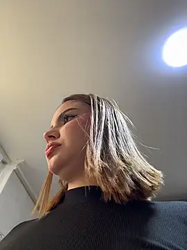 Beella1  online show from July 10, 2026, 11:43 am