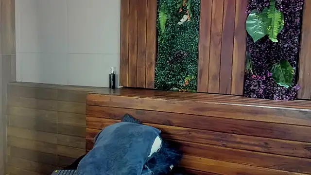 Lil James online show from December 22, 2025, 8:20 pm