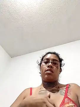 Chicattoo69 online show from October 21, 2025, 5:51 am