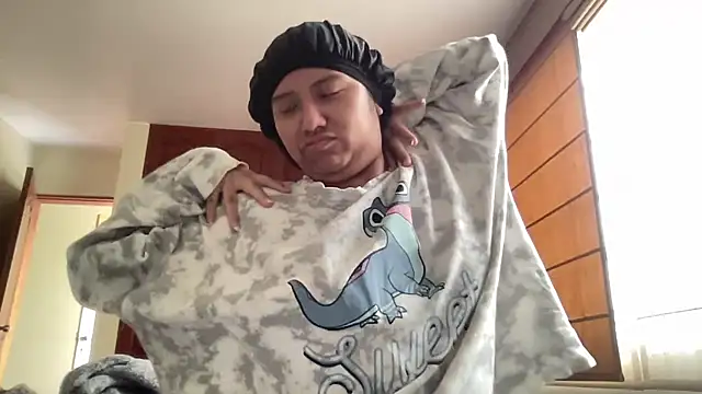 Snapshot of Kmiii21 chatting on October 30, 2025, 2:36 pm Kmiii21 online show from October 30, 2025, 2:36 pm