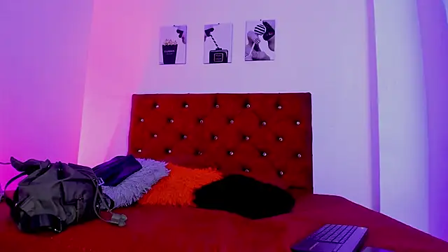 kittymonroe1 online show from February 21, 2026, 5:59 pm