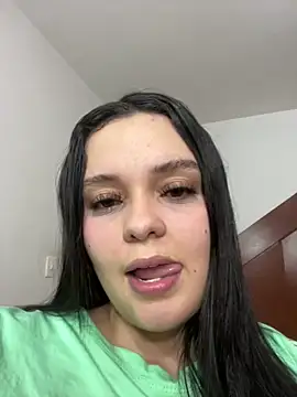 Selena Roa online show from November 4, 2025, 12:36 am