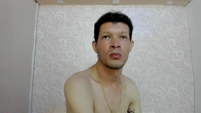 Snapshot of WADE_WILSOON2 chatting on October 27, 2025, 5:58 pm WADE WILSOON2 online show from October 27, 2025, 5:58 pm
