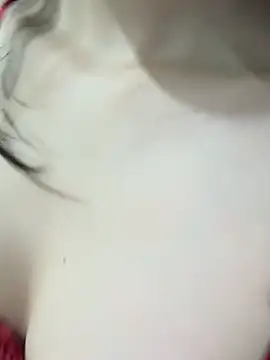 Snapshot of Mina-11 chatting on January 14, 2026, 6:28 am Mina-11 online show from January 14, 2026, 6:28 am