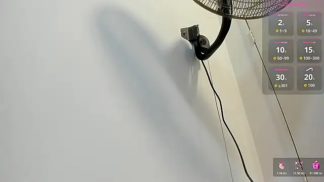 mirandaduboiss online show from June 30, 2026, 5:13 pm