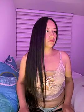 Snapshot of Melt_Sofie chatting on October 25, 2025, 12:21 am Melt Sofie online show from October 25, 2025, 12:21 am