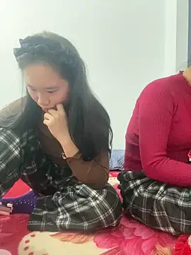 Snapshot of Irin_jo chatting on December 18, 2025, 6:51 am Irin jo online show from December 18, 2025, 6:51 am