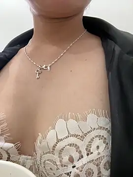 Snapshot of Hana_yukii chatting on November 28, 2025, 5:46 pm Hana yukii online show from November 28, 2025, 5:46 pm