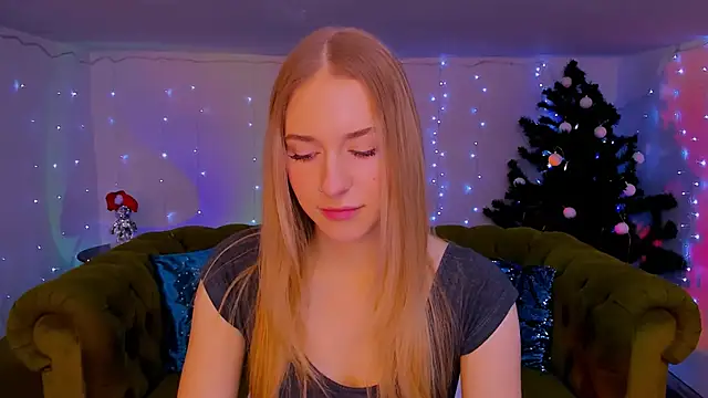 sassy cutie online show from December 21, 2025, 9:00 am