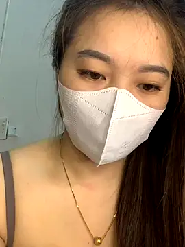 helo-kitty online show from November 26, 2025, 2:50 pm