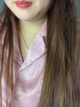 helo-kitty online show from February 9, 2026, 2:04 pm