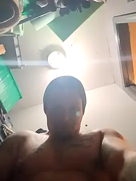 Snapshot of DadDDick925 chatting on December 14, 2025, 8:09 am DadDDick925 online show from December 14, 2025, 8:09 am