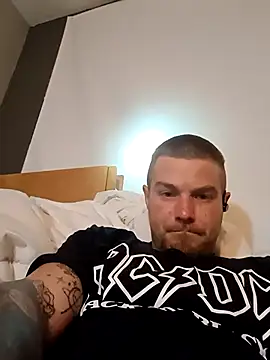 Snapshot of DadDDick925 chatting on November 29, 2025, 9:53 am DadDDick925 online show from November 29, 2025, 9:53 am