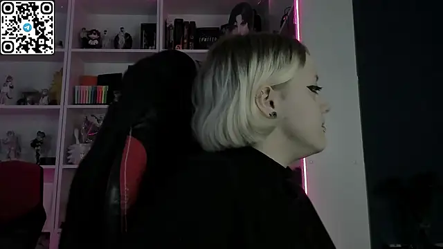 Holy Mistress S online show from March 11, 2026, 9:03 am