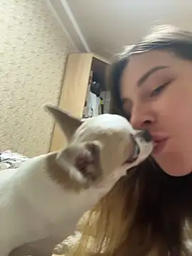 Kira-meow online show from November 18, 2025, 9:51 pm