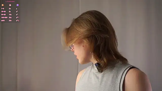 MelodyBaur online show from March 12, 2026, 12:42 pm