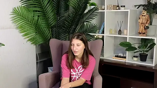 Snapshot of TawandaLegrotte chatting on October 24, 2025, 9:41 am TawandaLegrotte online show from October 24, 2025, 9:41 am