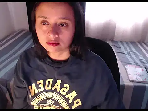 Snapshot of Negritatata chatting on February 19, 2026, 12:13 pm Negritatata online show from February 19, 2026, 12:13 pm