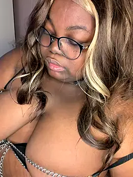 Snapshot of rosecoquine88 chatting on October 23, 2025, 12:26 pm rosecoquine88 online show from October 23, 2025, 12:26 pm