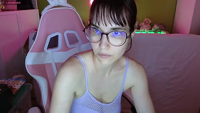 Snapshot of _HeraLuna_ chatting on June 16, 2026, 8:09 pm HeraLuna online show from June 16, 2026, 8:09 pm