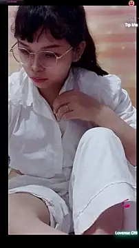 Maomilove1 online show from May 19, 2026, 2:57 pm