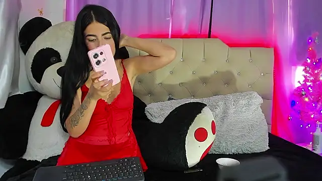 Snapshot of eimyy_rouse chatting on January 7, 2026, 8:47 pm eimyy rouse online show from January 7, 2026, 8:47 pm